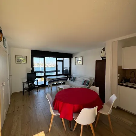 Marina T2 Et Port-camargue, Piscine Et Vue Le Grau-du-Roi